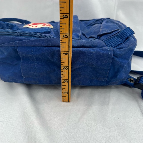Fjallraven Kanken Mini Backpack - Picture 11 of 13